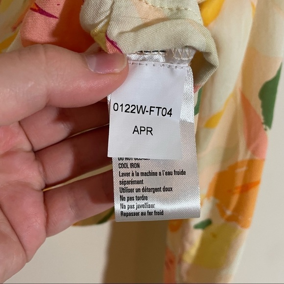 Rhythm. Ivy Long Sleeve Tie Front Crop Top - Picture 9 of 10